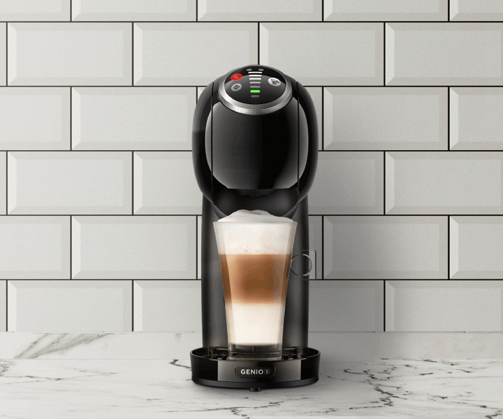 NESCAFÉ Dolce Gusto Genio S Plus Automatisch Zwart koffiemachine - close up